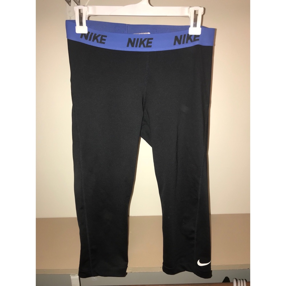 Nike cropped leggings!